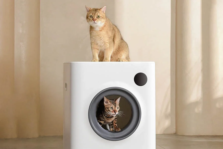 self scooping cat litter box